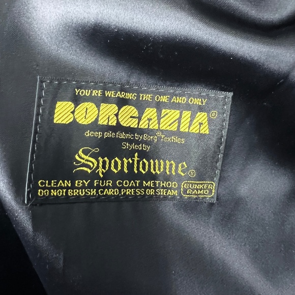 •VINTAGE•LIKE NEW |•BORGAZIA•| Sportowne Faux Fur Coat - Picture 10 of 13